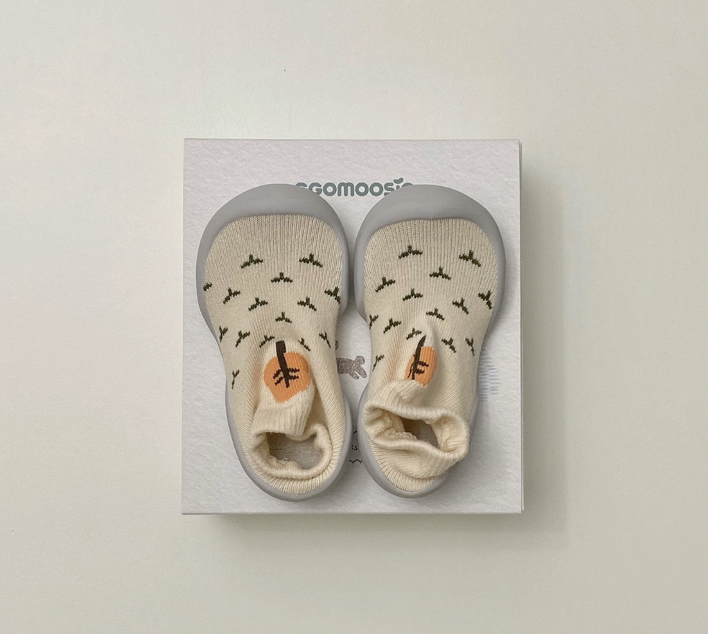 Little Forest Baby First Walking Shoes: Elastic baby shoes with honeycomb outsole for slip resistance. Gentle flex for delicate baby foot cartilage, lightweight design for growth and learning to walk.