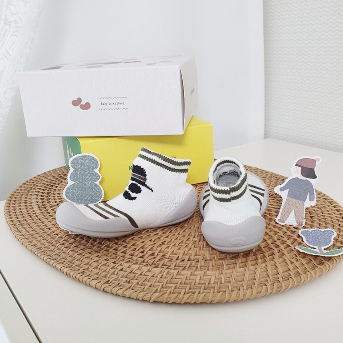 Rich Man Baby First Walking Shoes: Elastic baby shoes with honeycomb outsole for slip resistance. Gentle flex for delicate baby foot cartilage, lightweight design for growth and learning to walk.